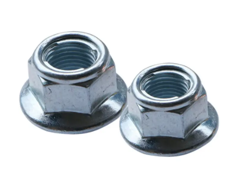 Poate piulița de blocare cu flanșă hexagonală din metal placată cu zinc DIN6927 să rezolve defecțiunile de slăbire în condiții de lucru cu vibrații ridicate?